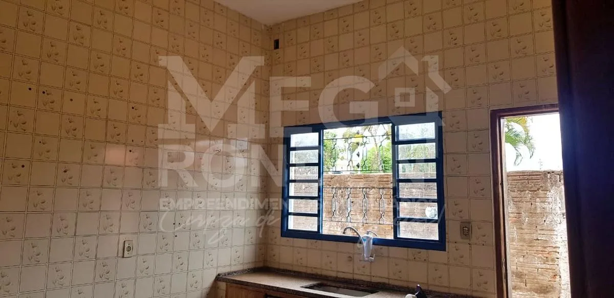 CASA À VENDA NO CENTRO, RONDONÓPOLIS MT — foto 5