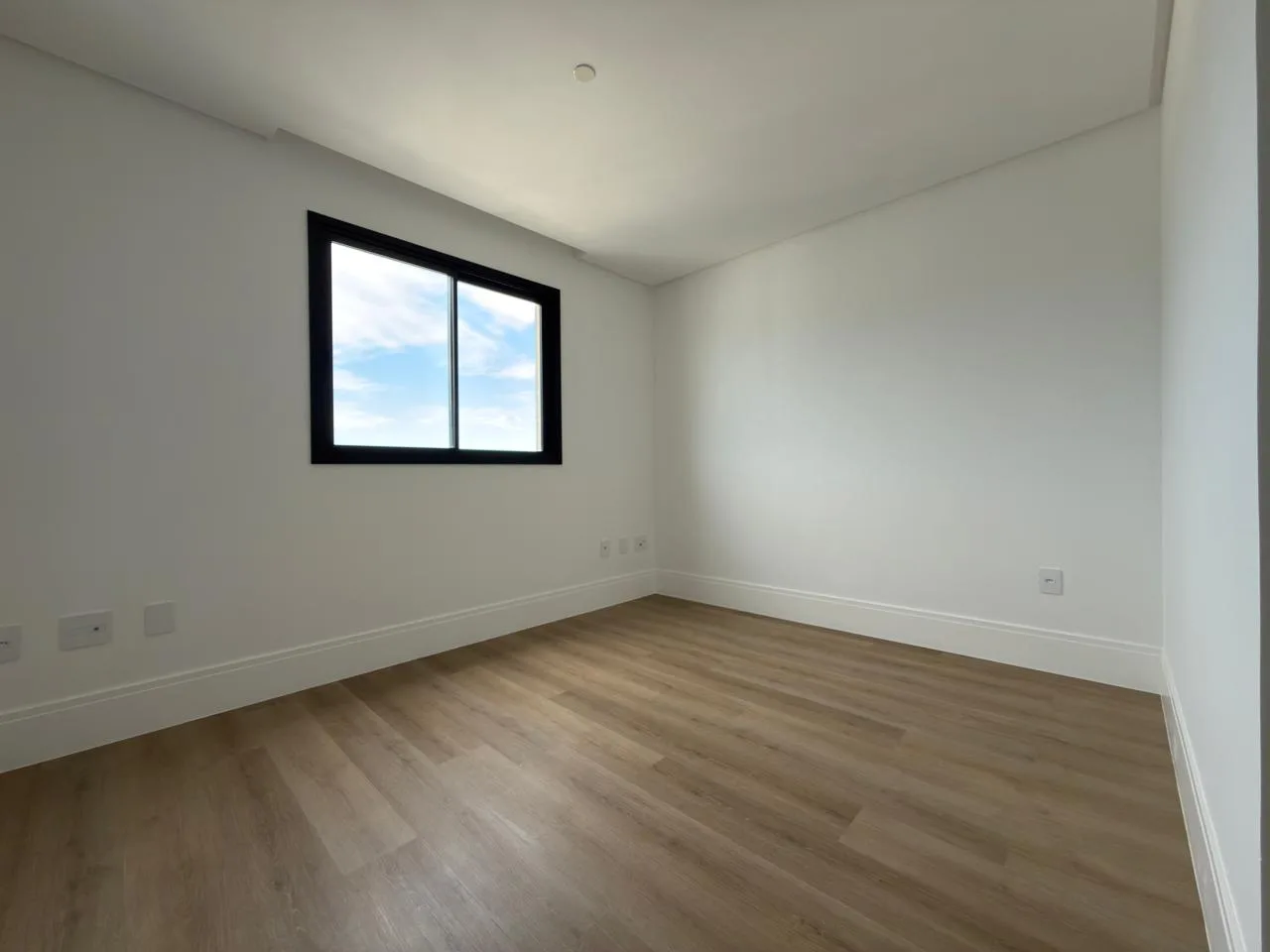 APARTAMENTO À VENDA EM ITAPEMA SC — foto 7