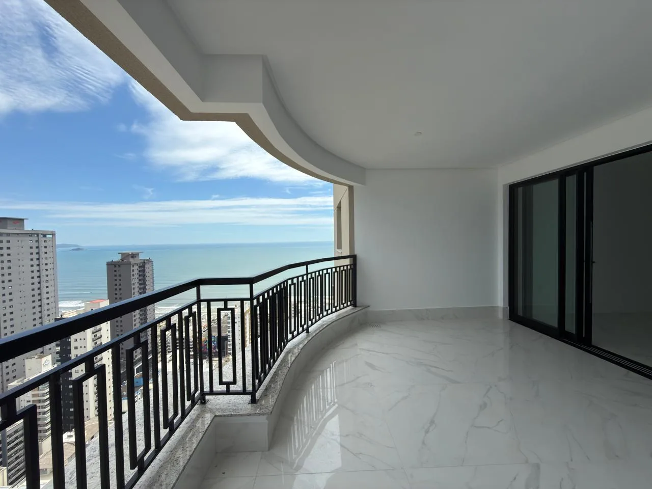 APARTAMENTO À VENDA EM ITAPEMA SC — foto 13