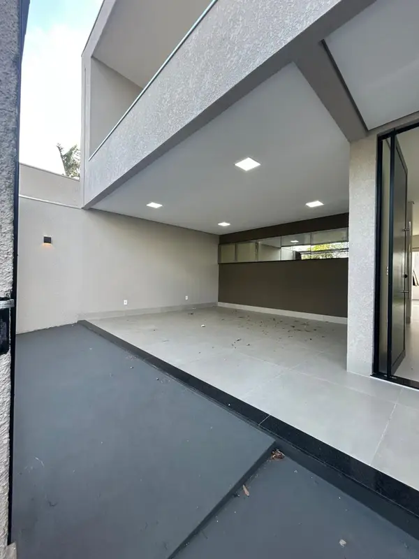 🏡 Casa à Venda – Jardim Santa Marta