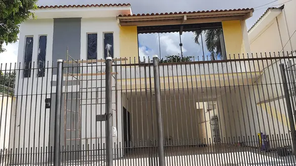 ALUGUEL – CASA TÉRREO DE SOBRADO | VILA AURORA – RONDONÓPOLIS/MT