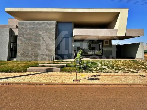 CASA À VENDA NO CONDOMINIO ROYAL BOULEVARD, RONDONÓPOLIS – MT