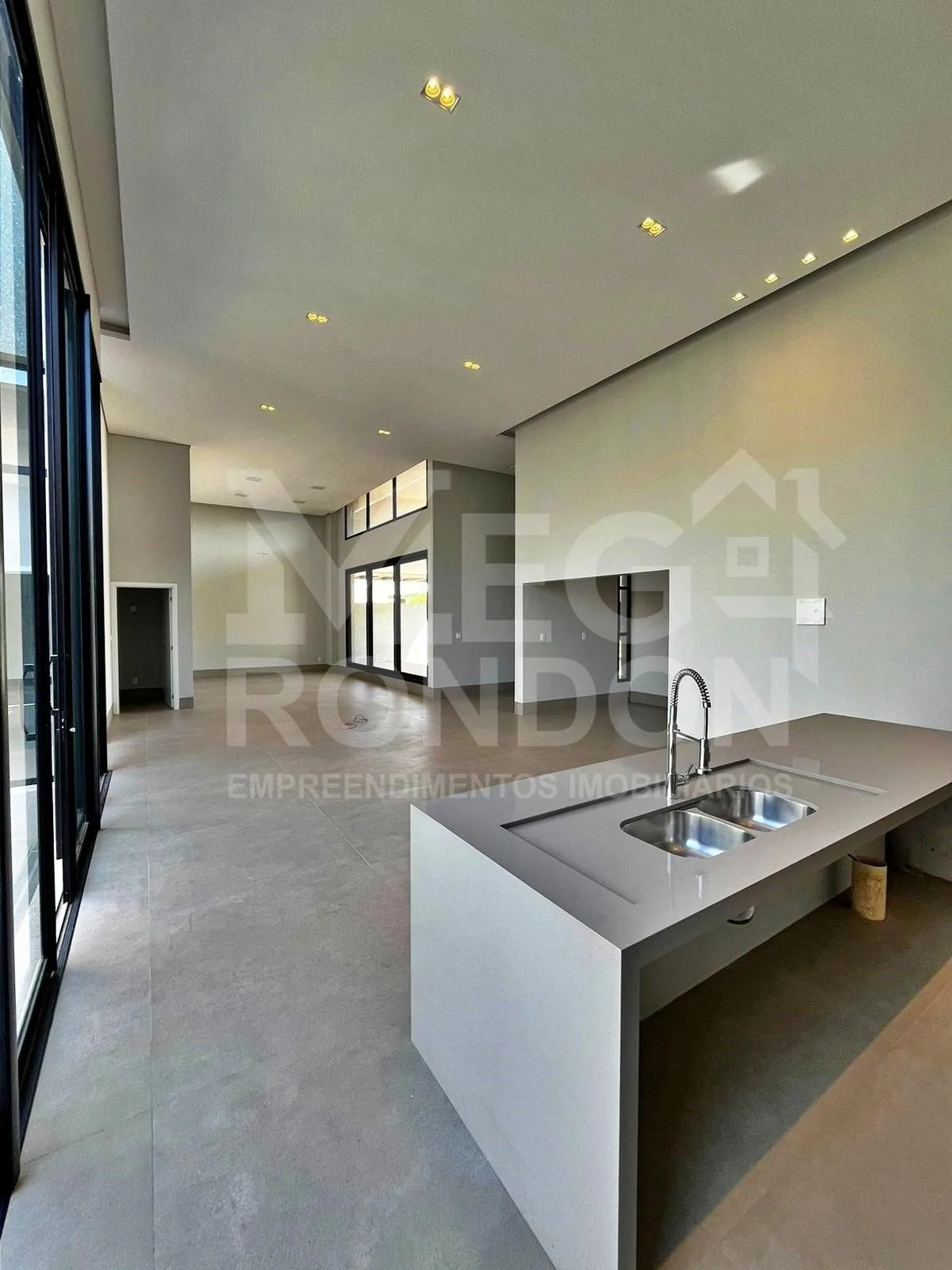 CASA À VENDA NO CONDOMINIO ROYAL BOULEVARD, RONDONÓPOLIS – MT — foto 5