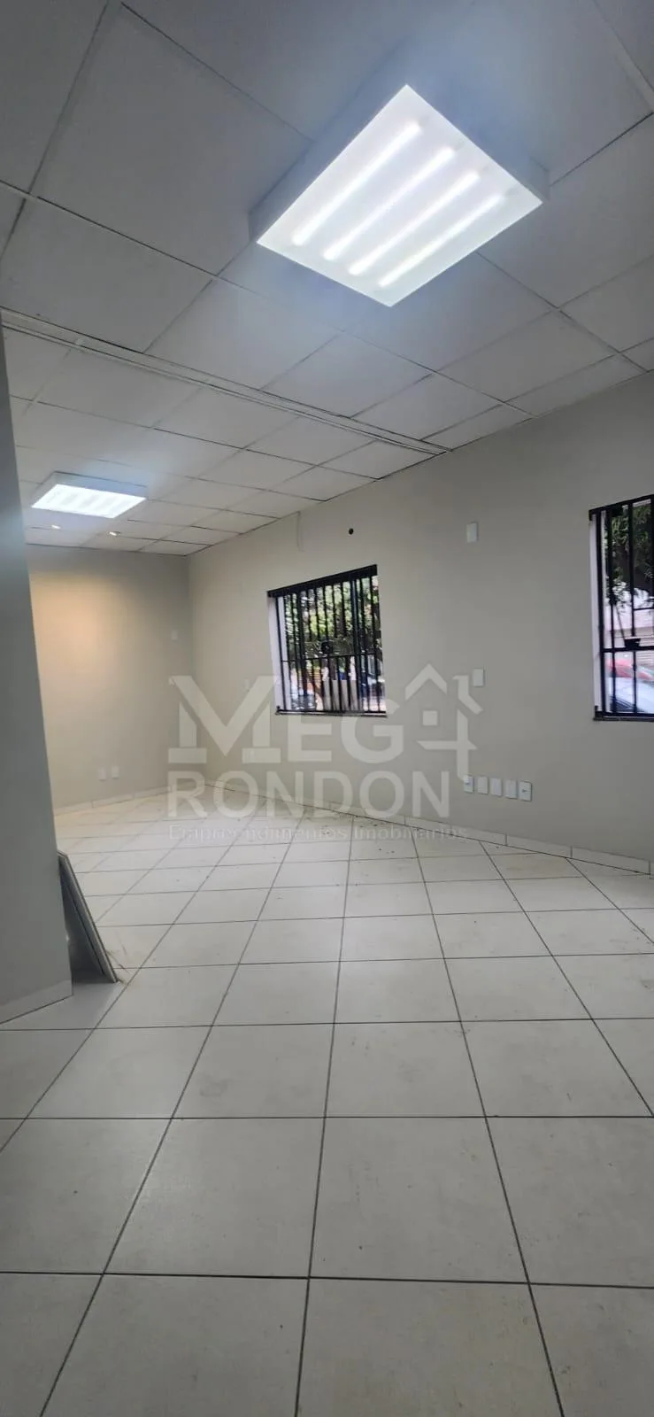 SALAS COMERCIAIS PARA ALUGUEL NO CENTRO, RONDONÓPOLIS-MT — foto principal