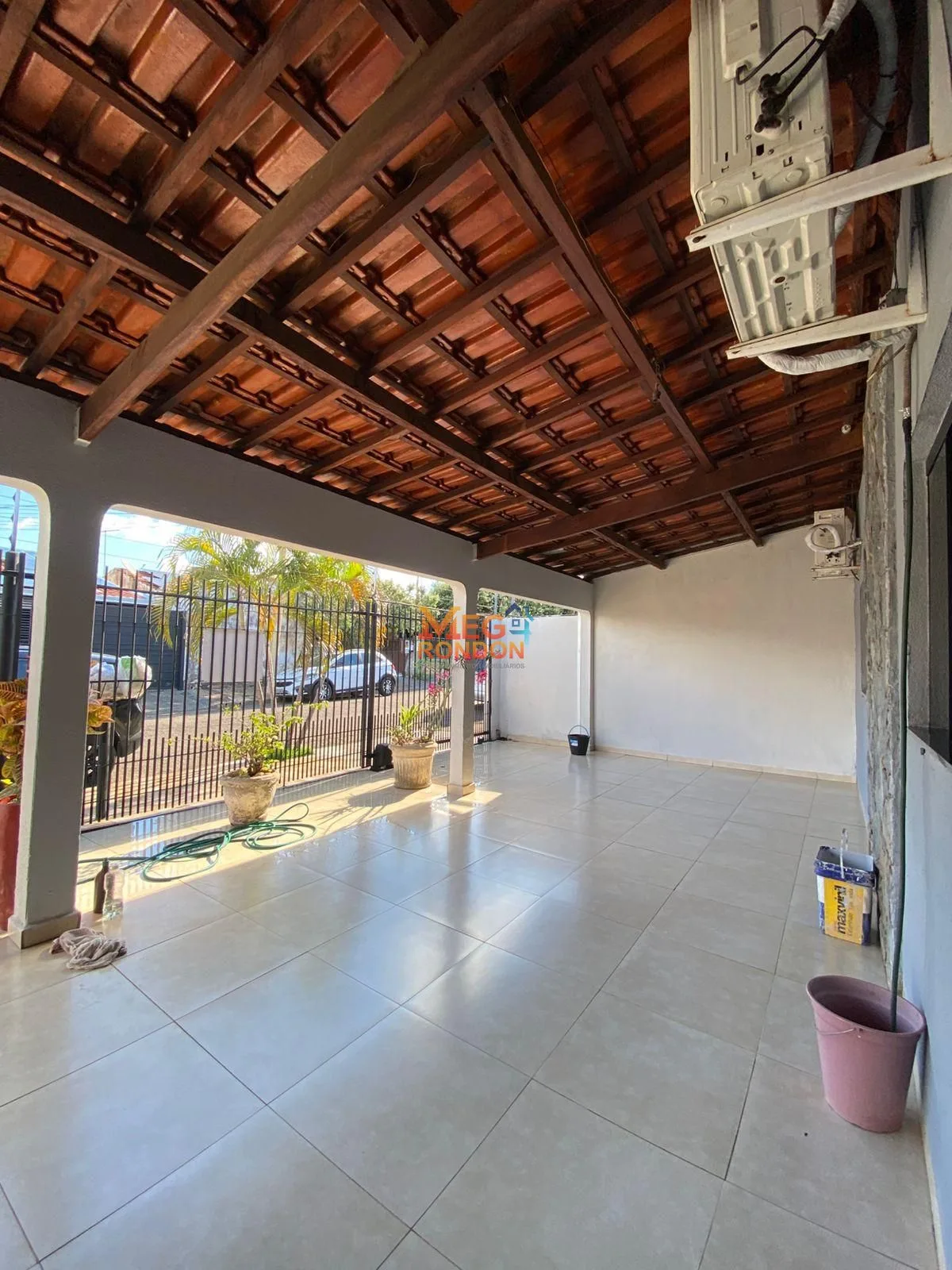 CASA COM SALA EXTERNA NO CONJUNTO SÃO JOSÉ — foto 2